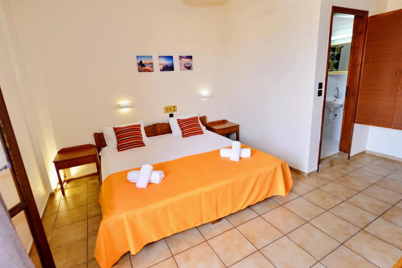 Vergas Hotel Malia Exterior photo