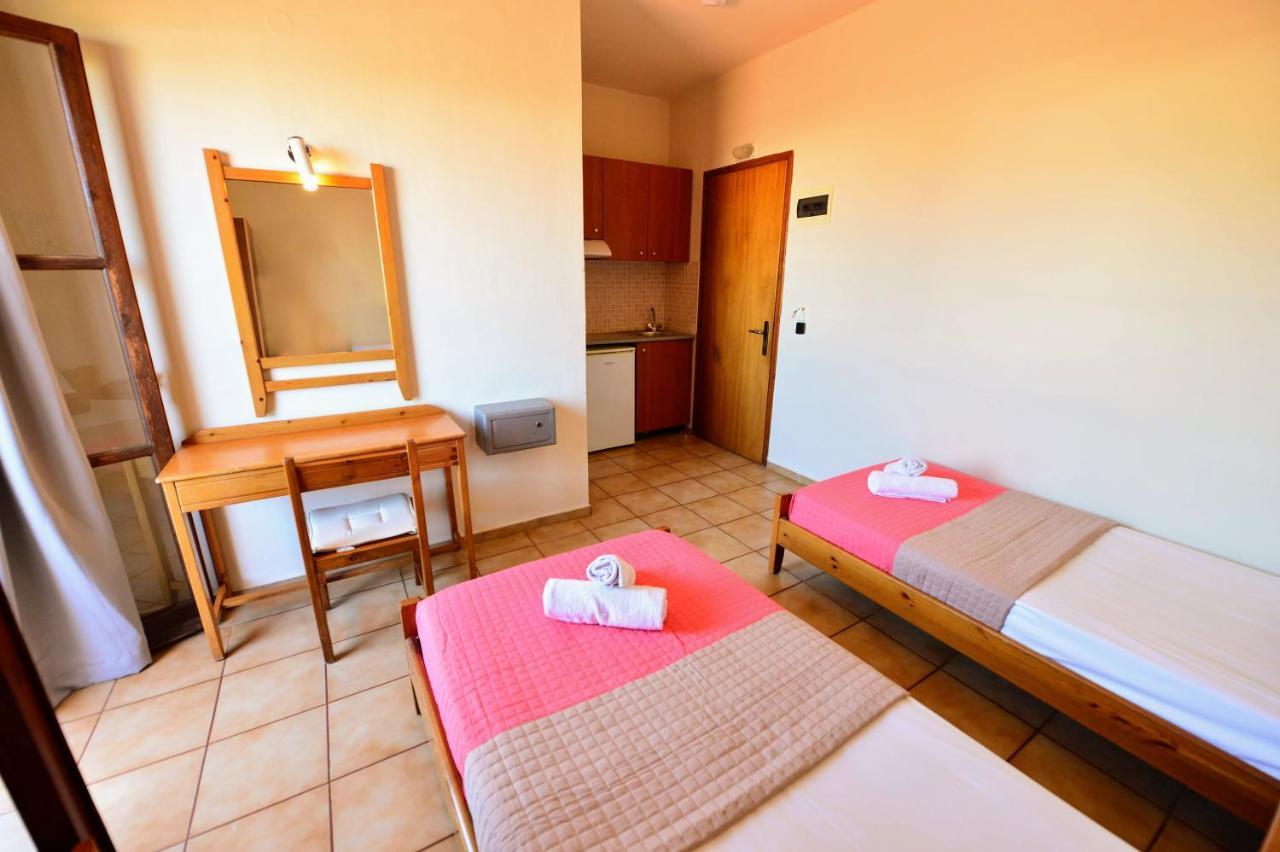 Vergas Hotel Malia Exterior photo